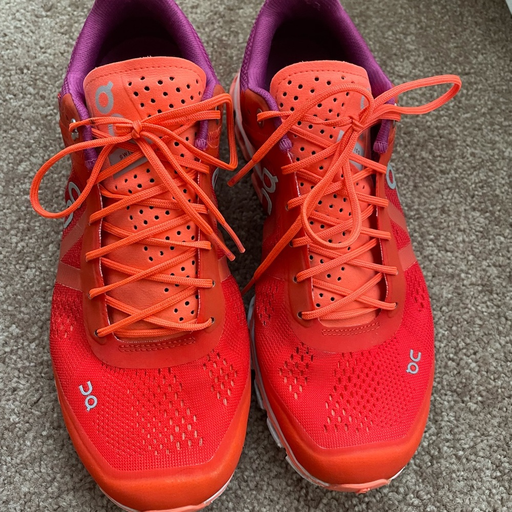 Swiss Engineering On Cloud Lightweight Sneakers
